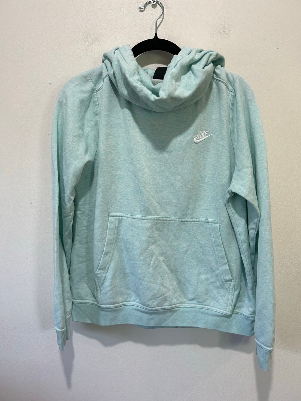 Nike cowl neck hoodie womens M seafoam green lightweight athleisure classic